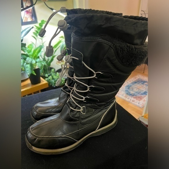 ⚫️ BOGO Lands End girls winter boot size 6M - Picture 1 of 6